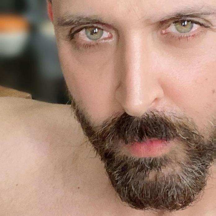 Hrithik Roshan Gives One Last Look at his Beard before He shaves it