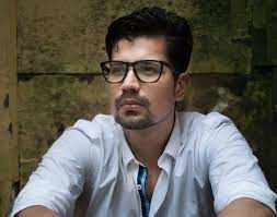 Things About TVF Tripling Star Sumeet Vyas that You Didn't Know