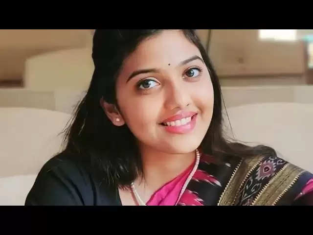 Srushti Deshmukh Biography, Age, Height, Education, Net Worth