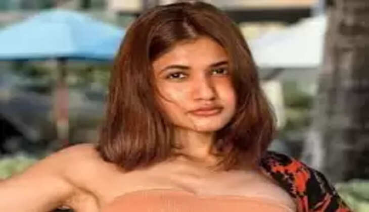  Soniya Singh Khatri