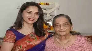Madhuri Dixit's Mother Snehlata Dixit Age, Wiki, Family, Education
