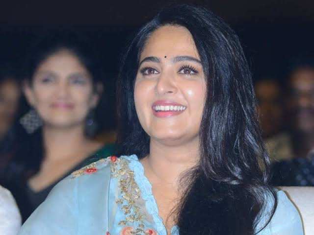 Anushka Shetty Worried About Her Over Weight?
