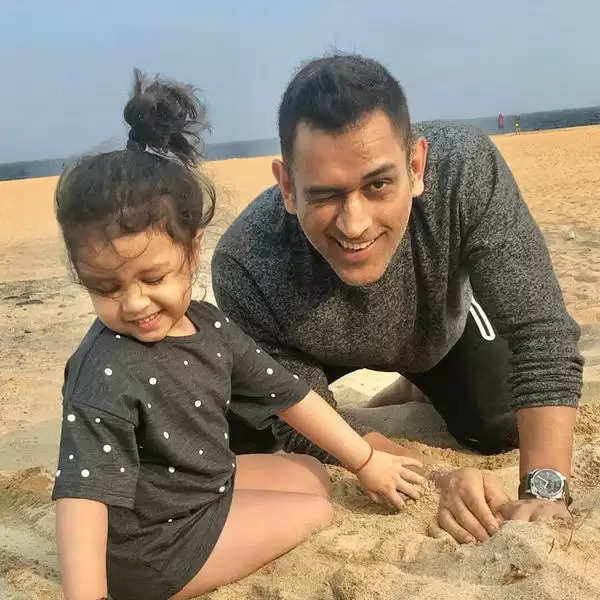 MS Dhoni with Daughter Ziva
