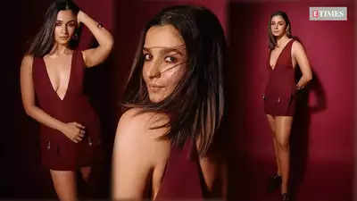   Alia Bhatt Made Her Fans Wow By Her Latest Pic In Red Jumpsuit!!