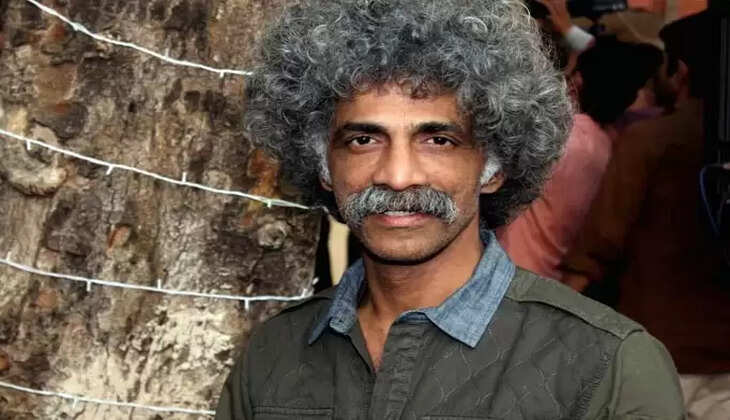 Who Is Makarand Deshpande