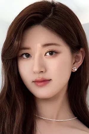 Zhao Lusi Biography, Husband Name, Age, Boyfriend, Career In 2026