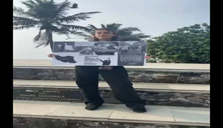 Actress Mandana stages protest at the streets of Mumbai for 22 year old Amini killed by Iranian mortal police for not wearing hijab properly 