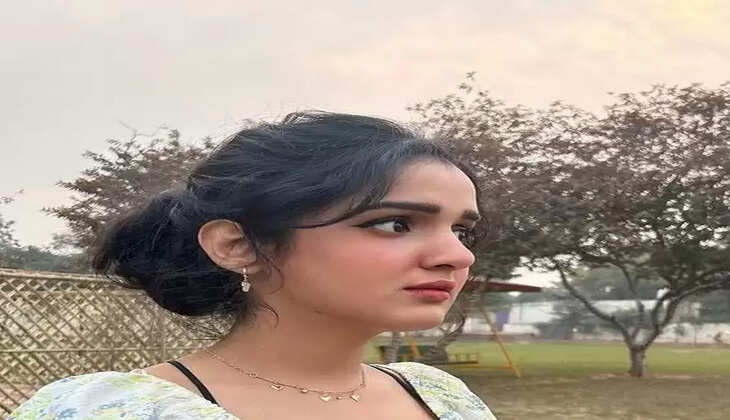 Isha Yadav Charge for 1 Instagram Post