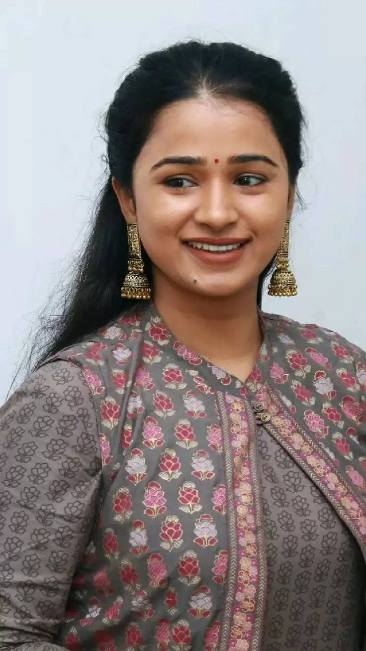 Snehan's Wife Kannika Ravi Age, Movies, Serials, Family In 2026