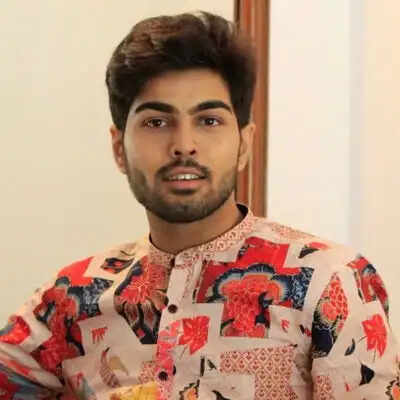 Pallav Singh's Inspiring Rise from Mirzapur to Leader