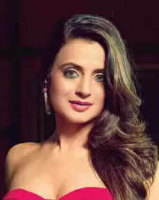 Bollwood Zareem Khan Xxx Image - Top 10 Flop Bollywood Actresses till 2022!