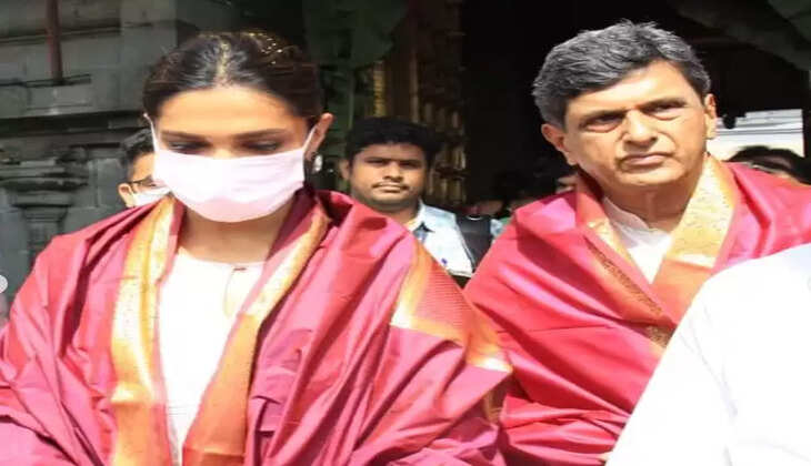 Deepika Padukone with her father Prakash Padukone