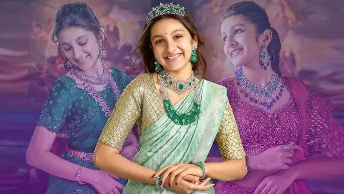 Sitara Ghattamaneni Age, Height, Father, Family, Education, Biography, Photos In 2025