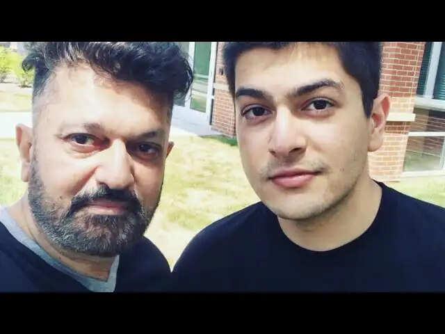 Satyajeet Puri is an Indian retired actor, who was a child artist in Hindi movies. He was born in India and became popular at a very young age due to his natural acting ability and screen presence. ‎ ‎Age in 2026 ‎By 2026, Satyajeet Puri is supposedly aged between late 50s and early 60s (the exact date of birth is not well-known in the media). ‎ ‎Career ‎Satyajeet Puri became a renowned child actor in the 1970s. He is most remembered playing the role of the young Amar Akbar Anthony where he played the part of the young Amitabh Bachchan. He also starred in various other movies as a child and was known as a talented actor. He retired as an actor and pursued another career which was not in the film industry after a short-lived career in films. ‎ ‎Family ‎The family and personal life of Satyajeet Puri are not widely known to people, since the actor has avoided the limelight of the media, after quitting acting. ‎ ‎Conclusion ‎Satyajeet Puri is one such person whose appearance will be remembered by anyone who has viewed a classic Bollywood movie particularly in the role of a child artist. His tenure in the film industry was short but his performances are still enjoyed by the viewers, who like watching old Hindi movies.