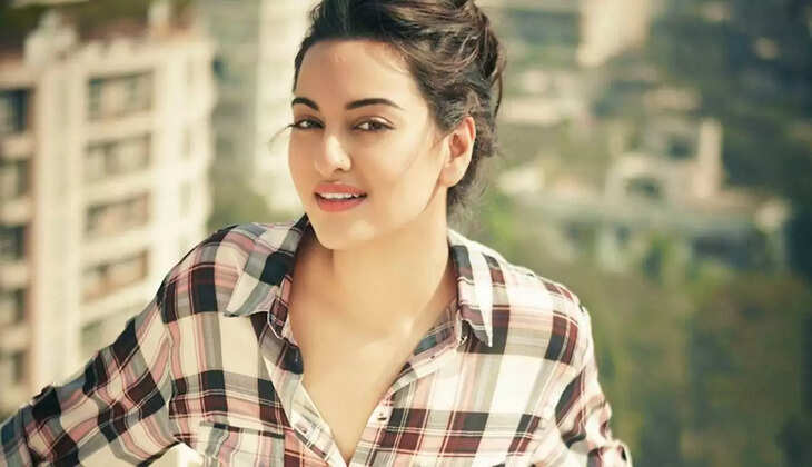 Sonakshi Sinha Blood Group, Net Worth, Caste, Religion, Movies In 2025
