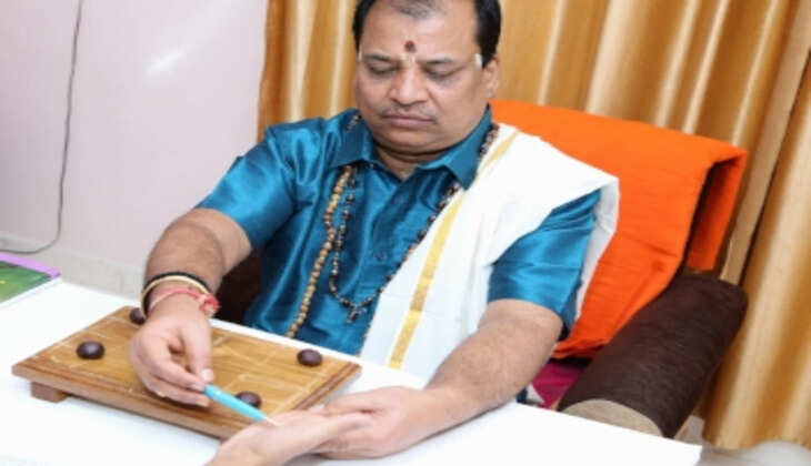 Top 5 Astrologers In Mumbai In 2023