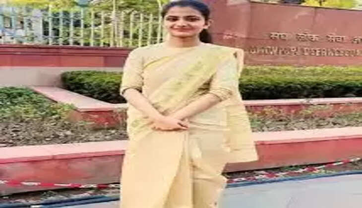 IPS Divya Tanwar UPSC Marksheet, 10 & 12th Percentage, Optional Subject, Biography in 2023