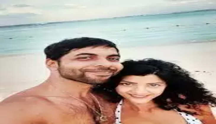 abhishek benerjee and tina noronha