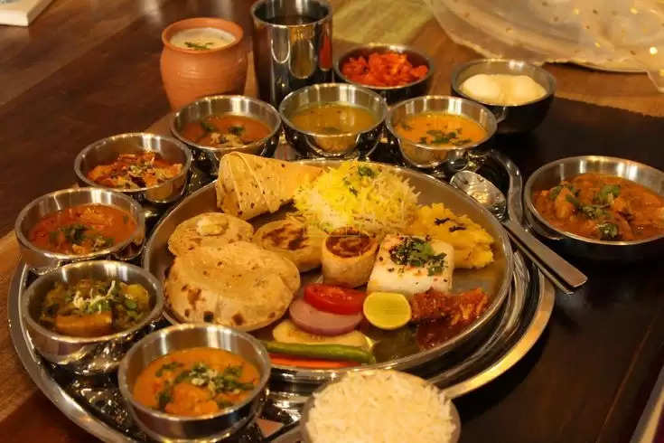 Top 10 Vegetarian Thali Places In Pune!