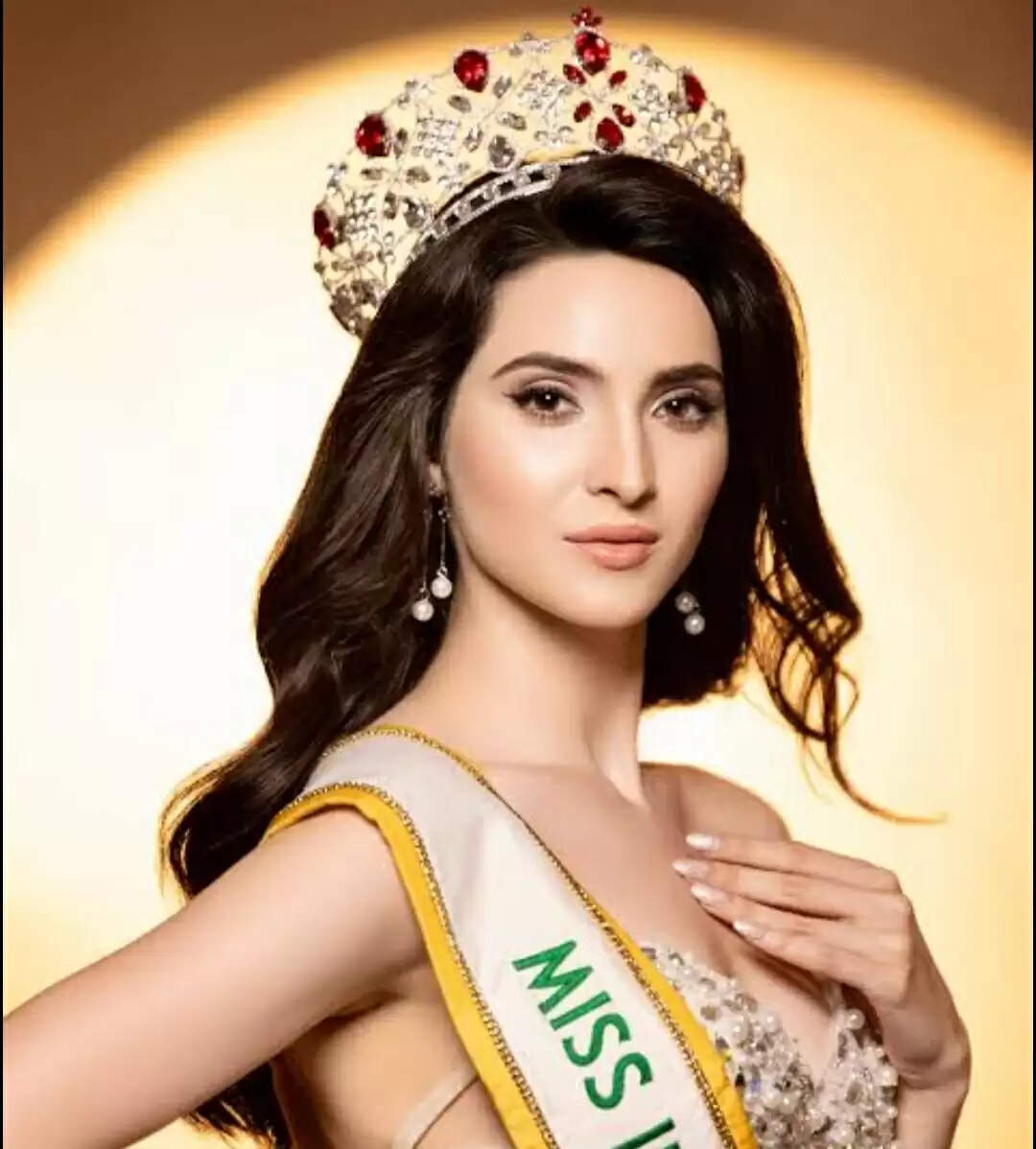 Top 30 Hottest Indian Models 2025