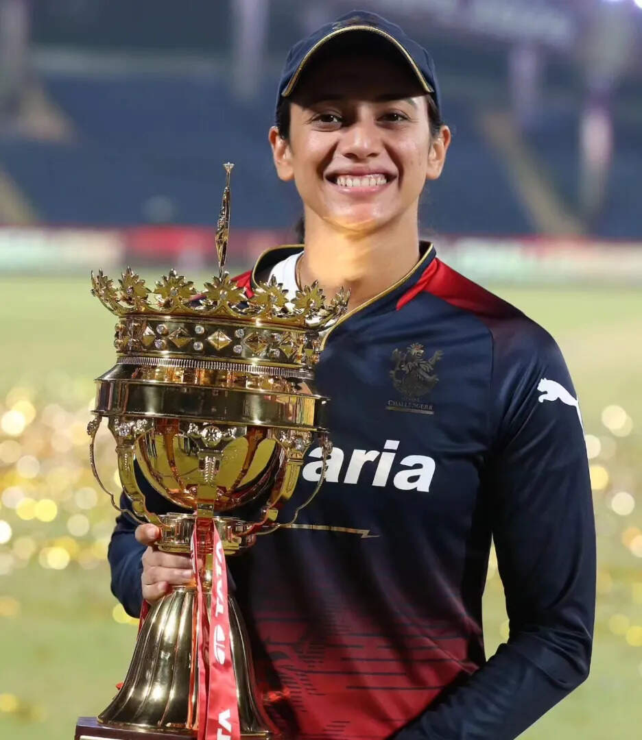 Smriti Mandhana Biography, Height, Age, Boyfriend, Family, Net Worth In 2025