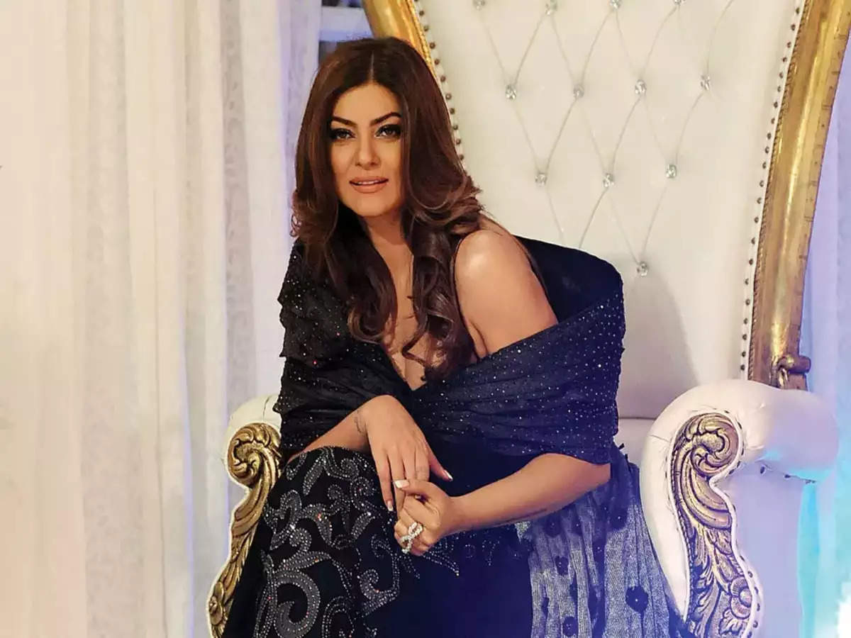 Sushmita Sen Once Shared How Her Managers Left Her On Doing Item Song ( Photo Credit – Instagram )