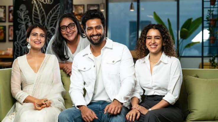 Fatima Sana Shaikh & Sanya Malhotra To Be Seen In Vicky Kaushal's Sam ...