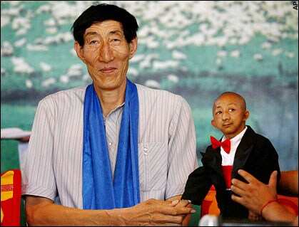 China's Bao reclaims title as world's tallest man