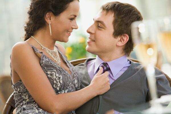 Dating Tips: How to Make Her Fall for You