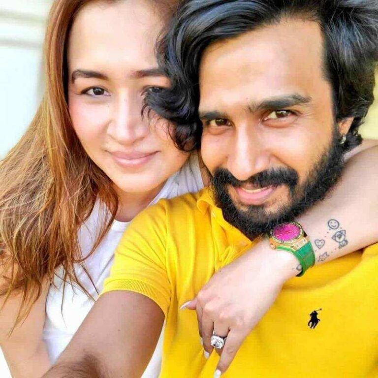 Vishnu Vishal Gets Engaged To Badminton Player Jwala Gutta