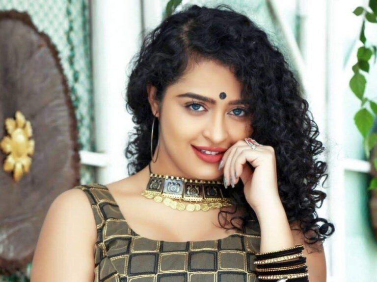 Seetimaarr: RGV’s Girl In Another Item Number