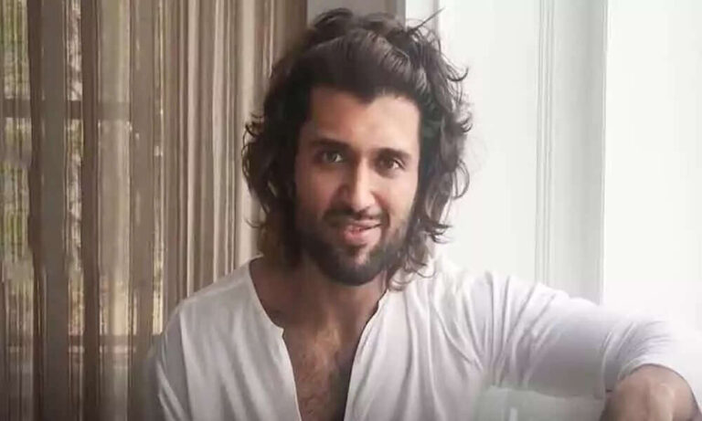 Did You Know Vijay Deverakonda Foundation Helps 6000 Families?