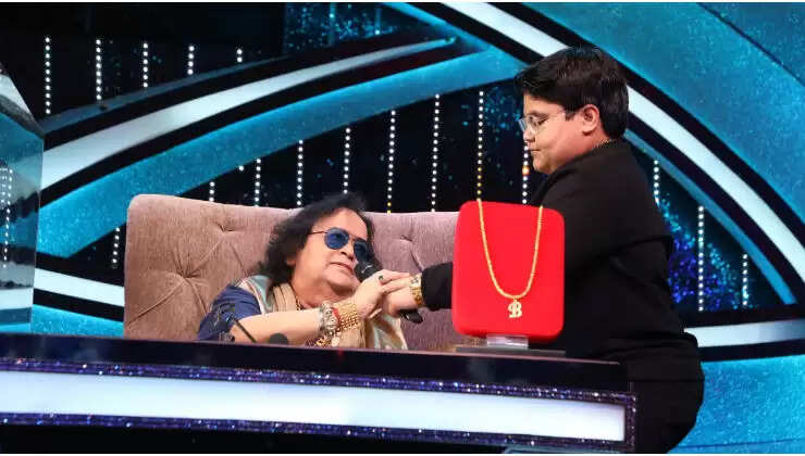 When Bappi Lahiri's Grandson Swastik Bansal Made his Debut on India Idol