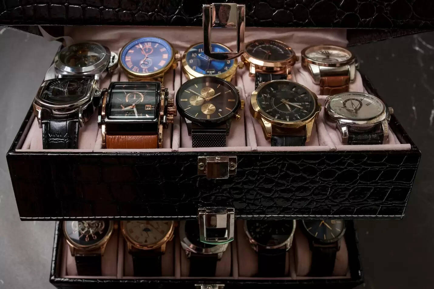 Men's Watch Online: Your Easy Guide to Timeless Fashion
