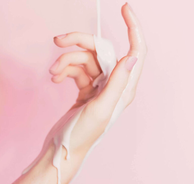 Light Up Your Look: How to Apply Illuminator for Gorgeous Dewy Skin