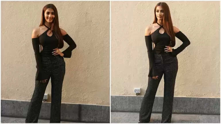 Top 10 Hottest Pics of Pooja Hegde in 2022