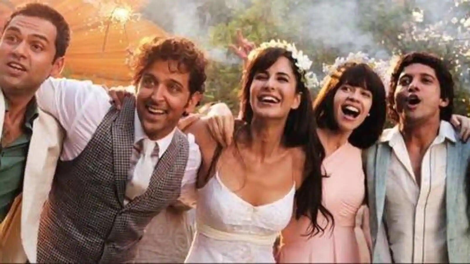 Top 10 Zindagi Na Milegi Dobara Dialogues!