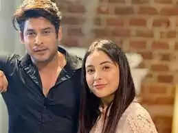 Top 5 times Sidharth Shukla & Shehnaaz Gill gave us Couple Goals!