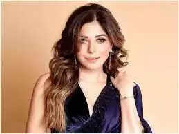 Read Why Kanika Kapoor was Unhappy Despite Being Filthy Rich & Living it up in London