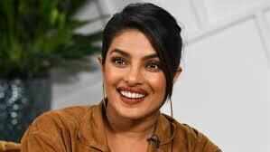 Priyanka Chopra Looks Sporty in Red Pants and Blue Jersey as she Attends Hubby Nick Jonas' Baseball Match