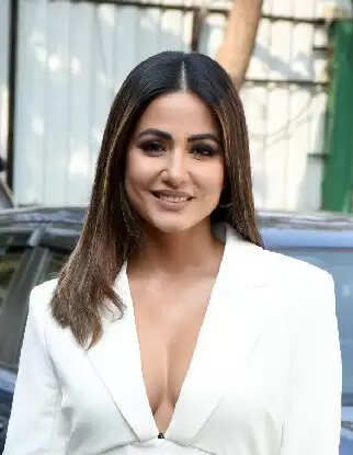 Hina Khan’s Net Worth & Earnings in 2022