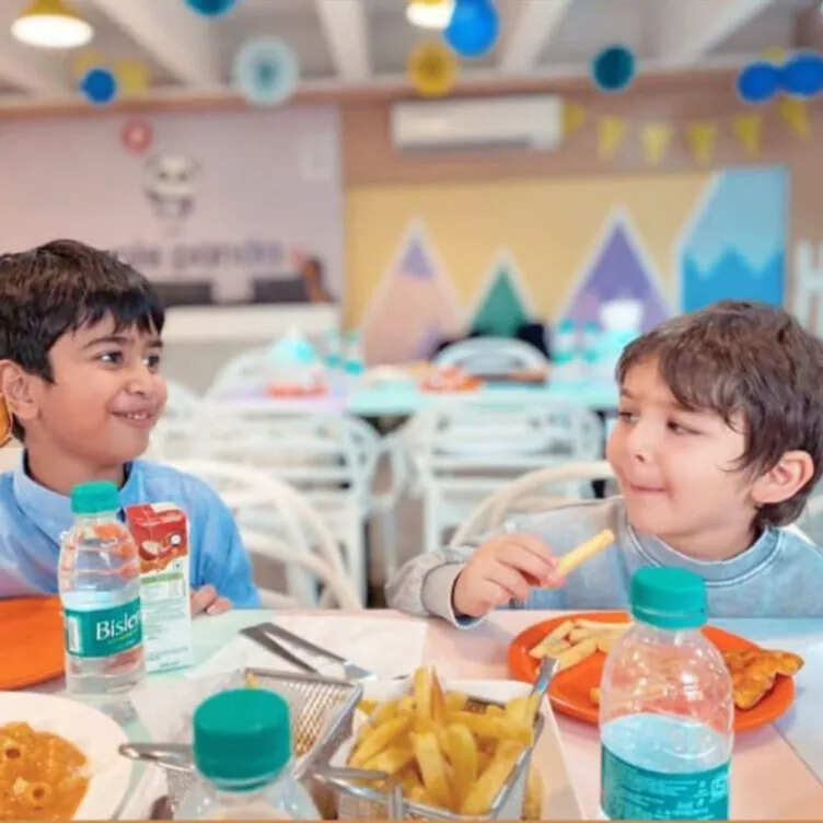 Kareena Kapoor Khan Shares Picture of Taimur and Tusshar Kapoor's Son Laksshya Eating Pizza