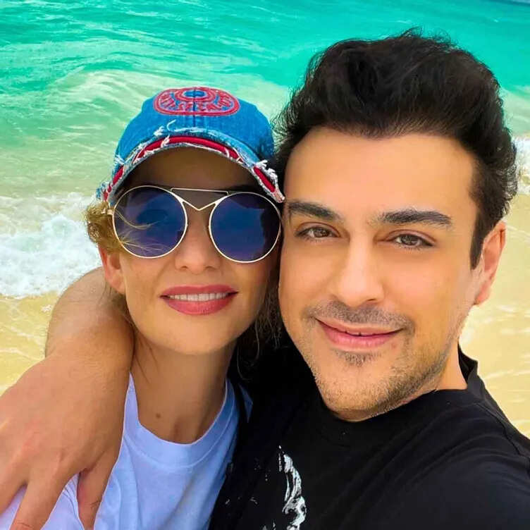 Adnan Sami Deletes all His Posts and Shares a Cryptic ‘ALVIDA’ Message on Instagram