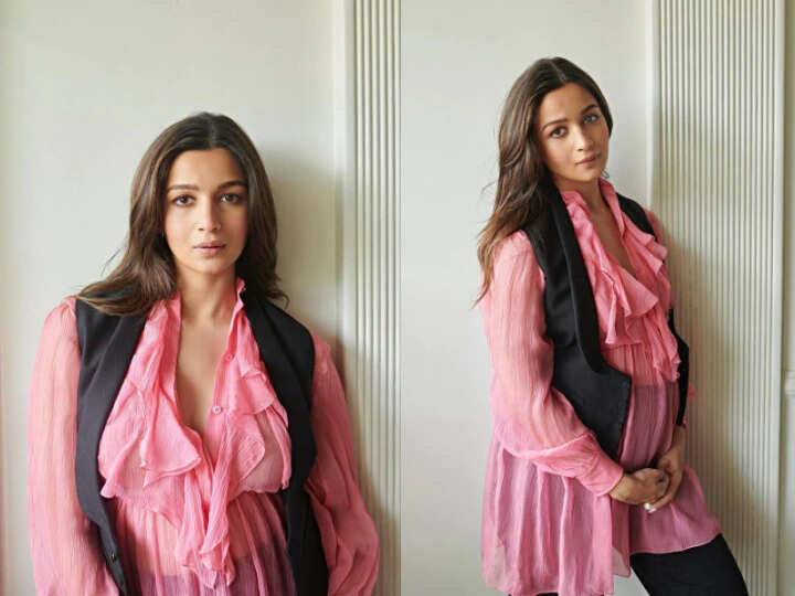 Alia Bhatt Sends 'Prosperity and Happiness' to Everyone on Ganesh Chaturthi