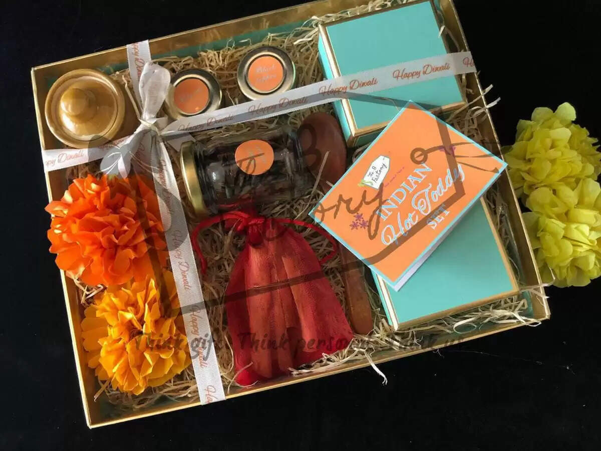 Top 10 Innovative Diwali Gifts For Your Loves Once In 2022!