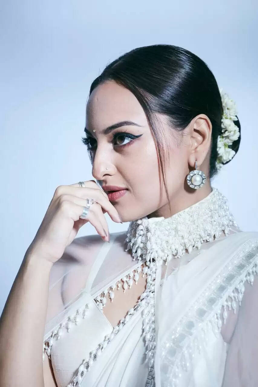 Actresses With Huge Foreheads
