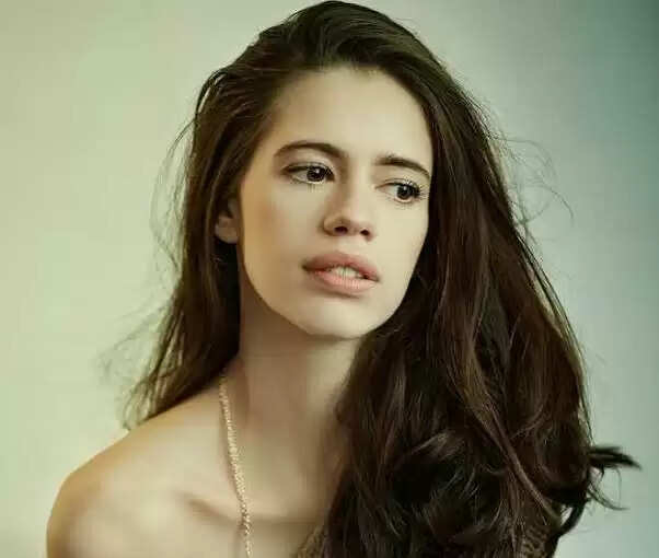 5 Hottest Kalki Koechlin Pics from her Bold Photoshoot
