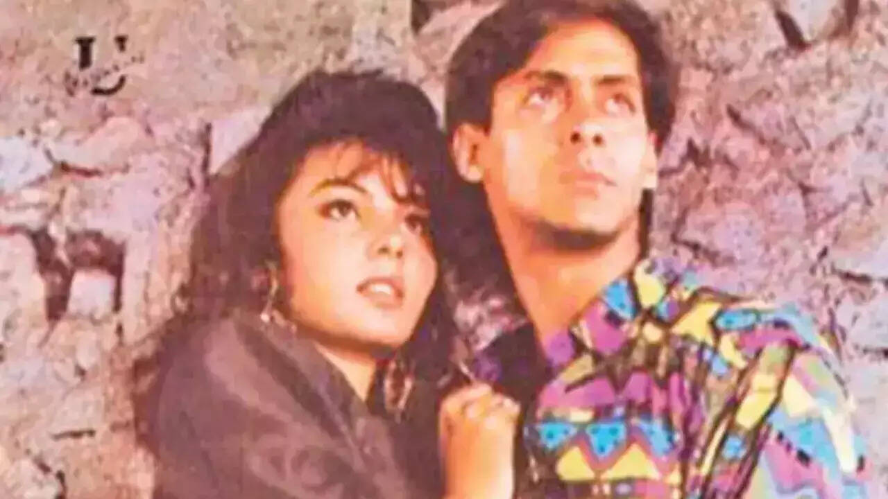 In an Instagram post, Somy Ali refers to her ex-boyfriend Salman Khan as a "predator" and "woman beater," but later deletes it.