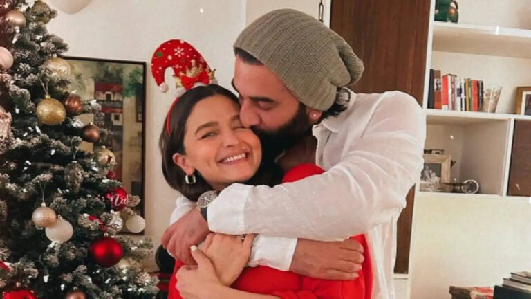 Ranbir Kapoor Hugs and Kisses Alia Bhatt in New Christmas Pics, Fans Call Them ‘Most Powerful Couple of BTown’