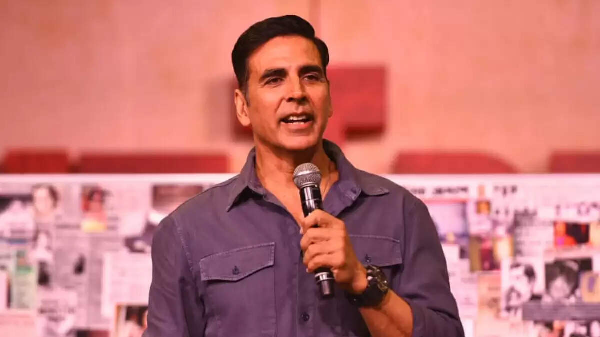 Akshay Kumar Has Contributed Rs 15 Lakh For The Heart Transplant Of Ayushi Sharma, A 25-Year-Old Delhi Girl Who Is Currently Waiting For A Donor